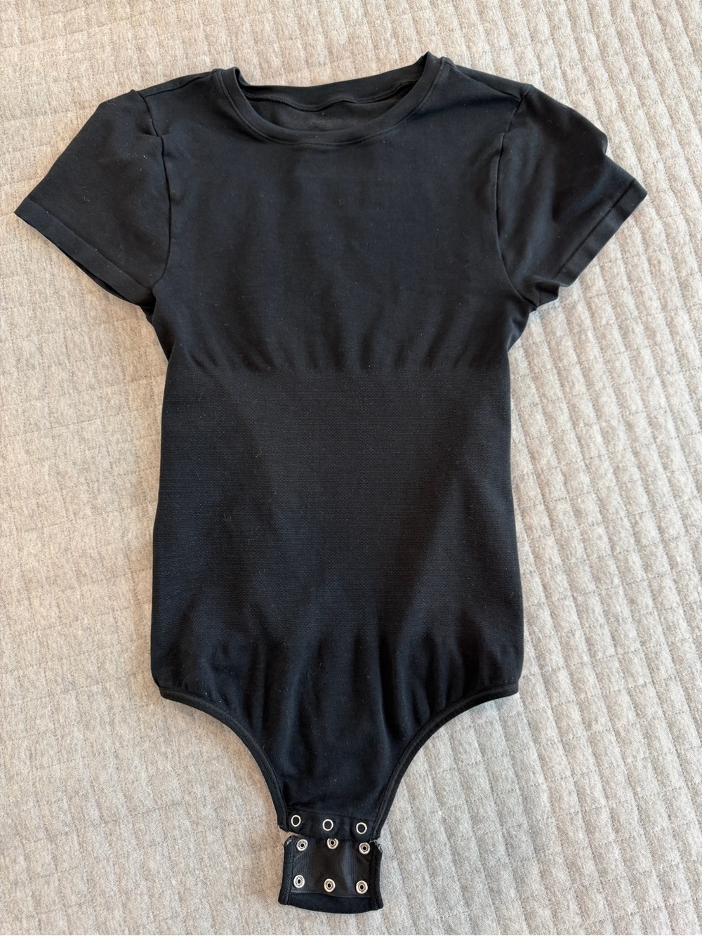 Yummie Crewneck Short-Sleeve Bodysuit in Black
